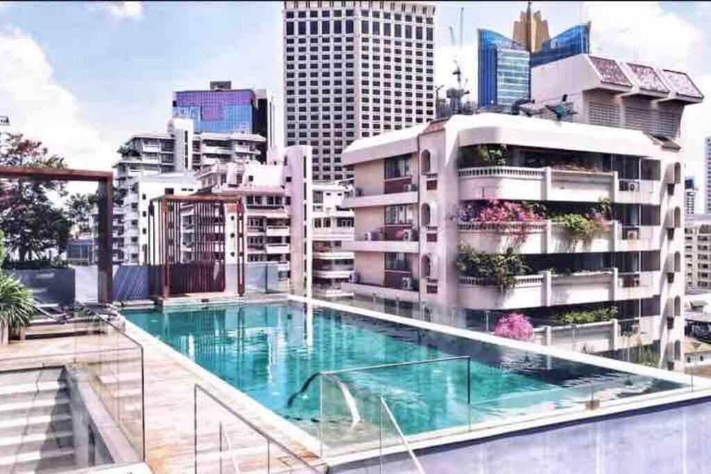 Stylish 1 Bedroom, Nice Pool,Bts Asok, Sukhumvit Bangkok Exterior photo