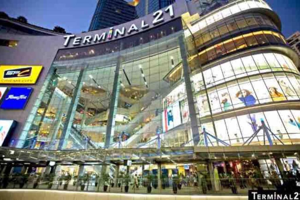 Stylish 1 Bedroom, Nice Pool,Bts Asok, Sukhumvit Bangkok Exterior photo