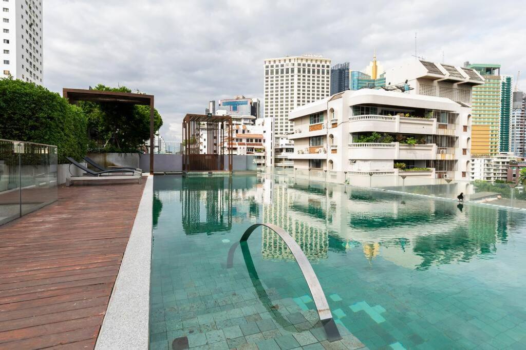 Stylish 1 Bedroom, Nice Pool,Bts Asok, Sukhumvit Bangkok Exterior photo